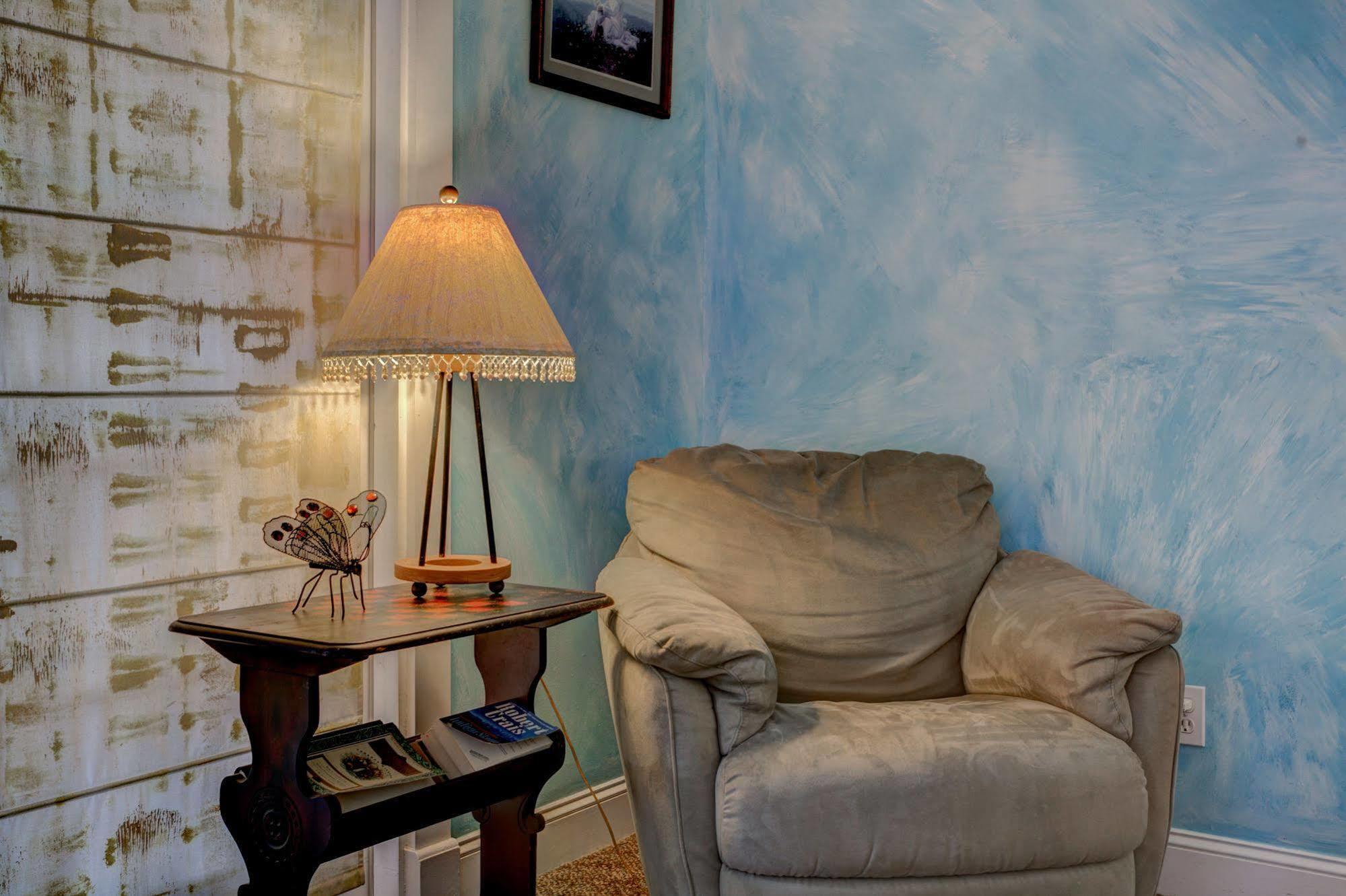 Anchor Inn Nsb Bed And Breakfast New Smyrna Beach Exterior photo